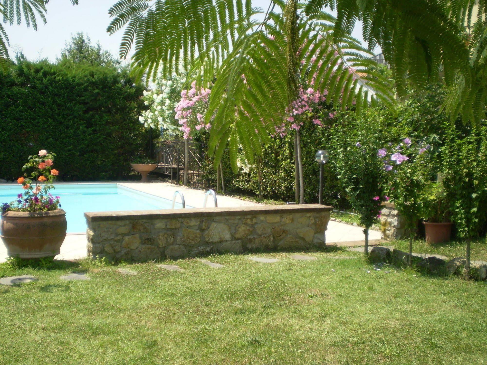 Nido Del Merlo Santomato Exterior foto